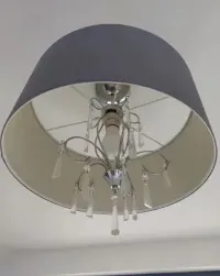 Lampa wisząca, żyrandol — ujęcie 3