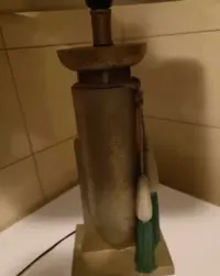 Lampa z abażurem — ujęcie 5