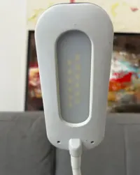 Lampka biurkowa led — ujęcie 5