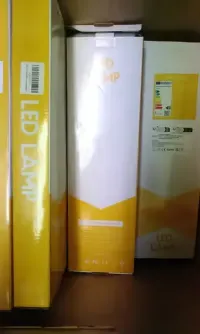 Lampka led biurkowa regulowana — ujęcie 3