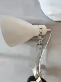 Lampka nocna Nordlux, uchwyt — ujęcie 2