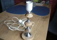 Lampka Nocna Retro. — ujęcie 2