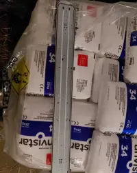 Lampy led do garażu hali pomieszczeń gospodarczych — ujęcie 5