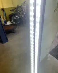 Lustro z podświetleniem led 100 x 99cm — ujęcie 2