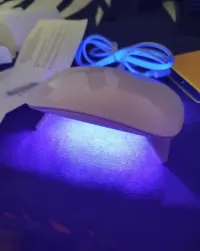 Mini lampa do suszenia lakieru żelowego do paznokci — ujęcie 2