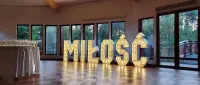 Napis MIŁOŚĆ sprzedam Led 120cm wysoki — ujęcie 3