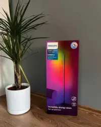 Philips RGBIC Floor Lamp 142 cm – Nowa Lampa Stojąca LED RGB z pilotem — ujęcie 2