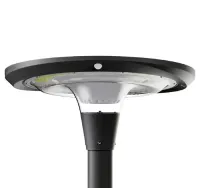 Solarna lampa uliczna parkowa duży panel 65W bateria 60Ah SunStreet — ujęcie 2