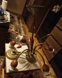 Stylowy żyrandol pięcioramienny ze szklanymi kloszami+ kinkiet. — ujęcie 4