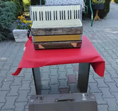 Akordeon Hohner 120/8,2kg — praca Ania, Lublin