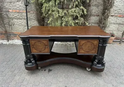 Antyczne Duże Stare Dwustronne Biurko Gabinet z lat 20-tych Intarsja Unikat Po Renowacji — praca Elżbieta, Czacz