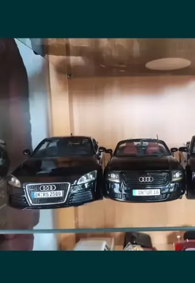 Audi kolekcjonerskie modele 1:18 — praca Bogdan, Ścinawa