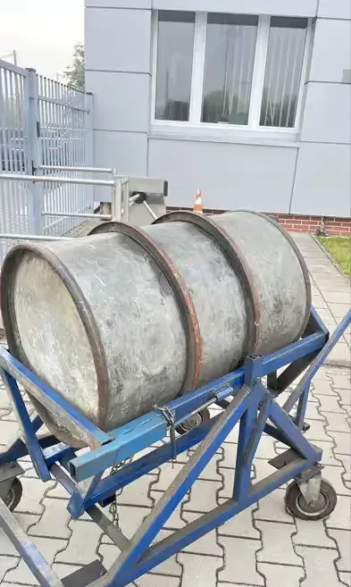 Beczka paliwa do czołgu T-55 / T-54 – rok produkcji 1956 — praca Cyryl, Bydgoszcz
