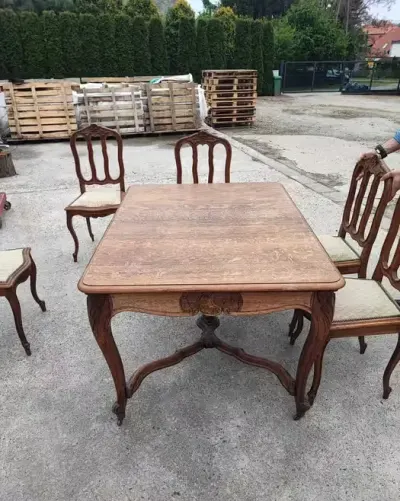 Dębowy stół z krzesłami w stylu Ludwikowskim zabytkowe , antyki — praca ARTII, Świdnica