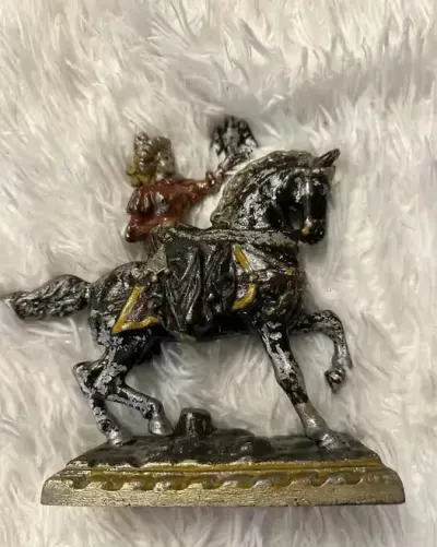 Figurka metalowa PRL — praca Małgorzata, Wrocław