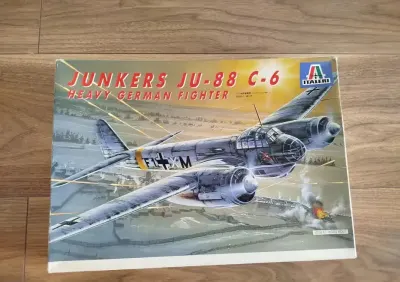 Italeri Junkers JU-88 C-6 1:72 unikat 1987 — praca Marek, Izbiska