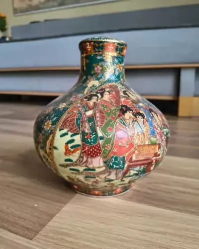 Japońska ceramika, dekoracja w stylu orientalnym satsuma — praca Magdalena, Wrocław