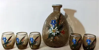 Karafka z kieliszkami — praca Multivan, Dzierżoniów