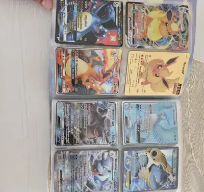 Karty pokemon 132szt — praca Tomasz, Lubin