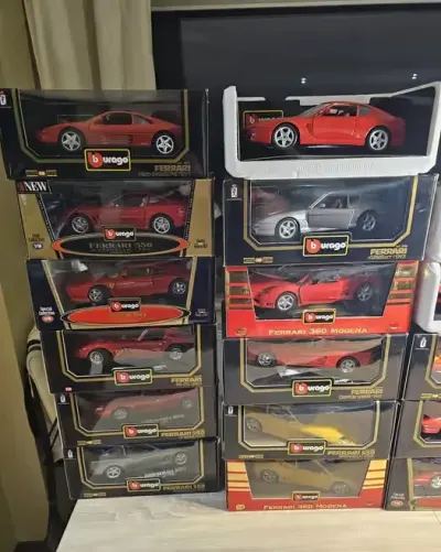 Kolekcja modeli Burago 1:18 — praca rostowskiwojo, Starogard Gdański