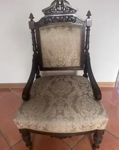 Krzeslo eklektyczne antyk — praca Iwona, Kęty