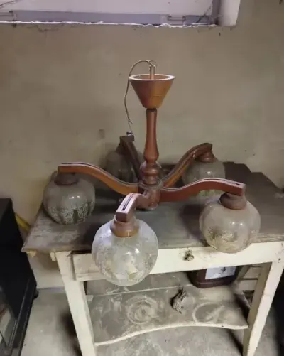 Lampa, żyrandol stare — praca Sławek, Pieszyce