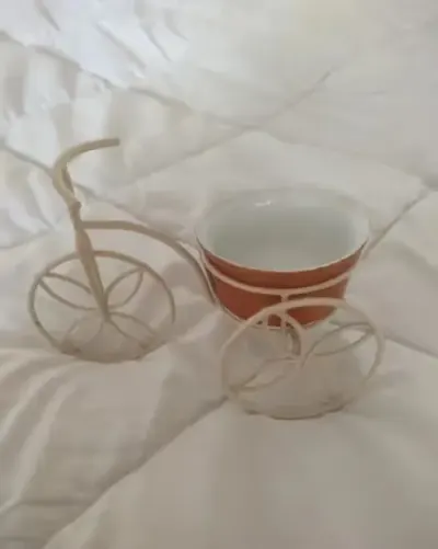 Mały świecznik szwedzka porcelana — praca Piotr, Toruń