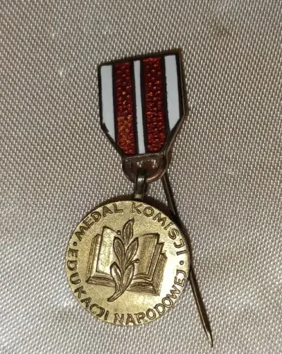 Medal Komisji Edukacji Narodowej (KEN) – PRL, Oryginał — praca Ela, Włocławek