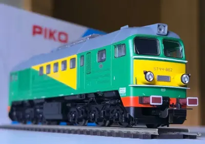 Model ST44-862 Piko-52813 H0 — praca Rafał, Wrocław