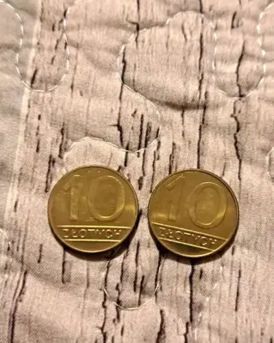 Monety 10 złotowe z lat 1989, 1990 — praca Zbigniew, Toruń