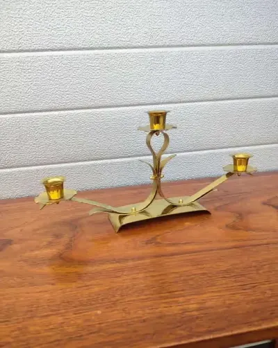 Mosiężny świecznik  trój ramienny - vintage - design - U — praca skarbywyszukane, Łask