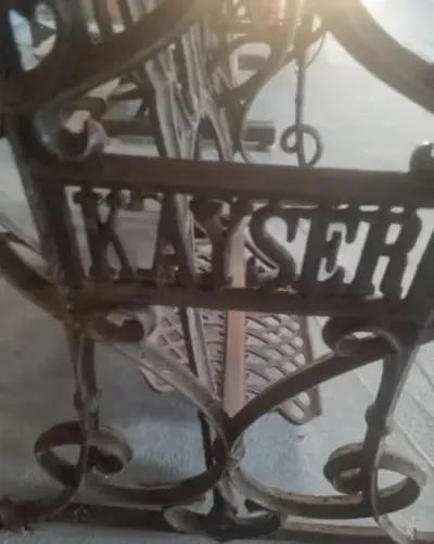 Nogi od maszyny do szycia — praca Uzytkownik, Skulsk