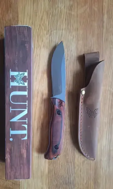Nóż myśliwski kopia(Benchmade)Full Tang,stal  S30V. — praca Marcin, Łódź