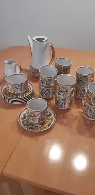 Porcelana zestaw kawowy Chodzież - piękno z PRL- u — praca Wiola, Katowice