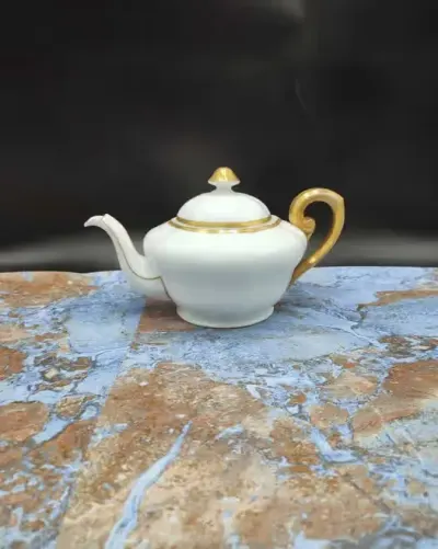 Porcelanowy Dzbanek Hutschenreuther  - Ciekawy - Design 3318 — praca skarbywyszukane, Łask