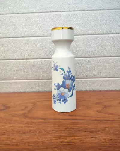 Porcelanowy wazon Jaeger - vintage -design - Ciekawy kształt - U — praca skarbywyszukane, Łask