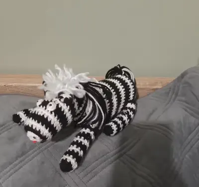 Rękodzieło zebra szydełko — praca Edyta, Wrocław