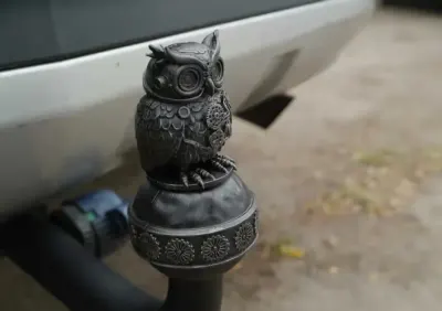 Sowa - SteamPunk - Osłona na hak holowniczy 50 mm – Zabezpieczenie przed kradzieżą — praca Bartłomiej, Łódź