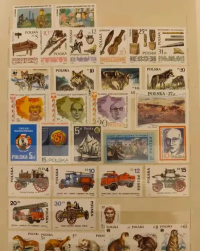 Sprzedam polskie znaczki  - 602 szt — praca Pawel, Leszno