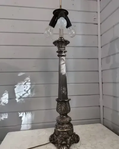 Stara lampa barokowa okazja — praca Beata, Psary
