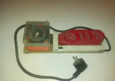 Stary Wyłącznik Czasowy Chronotechna Brno Czechy lata 70-te PrL — praca PRLoveHobby, Łódź