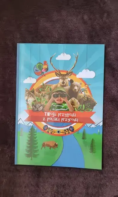 Unikat album z naklejkami "Twoja przygoda z polską przyrodą" Carrefour — praca Sylwia, Inowrocław