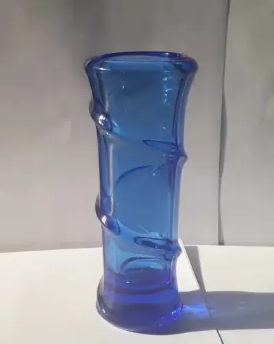Wazon Jiří Brabec 15cm, huta Rosice, Sklo Union, Czechosłowacja. — praca Karolina, Poznań