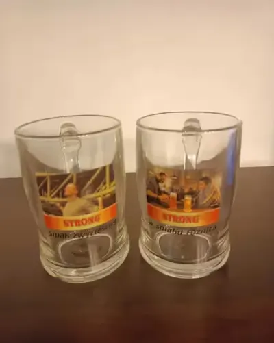 2 Kufle Warka  Strong — praca Sylwester, Warszawa