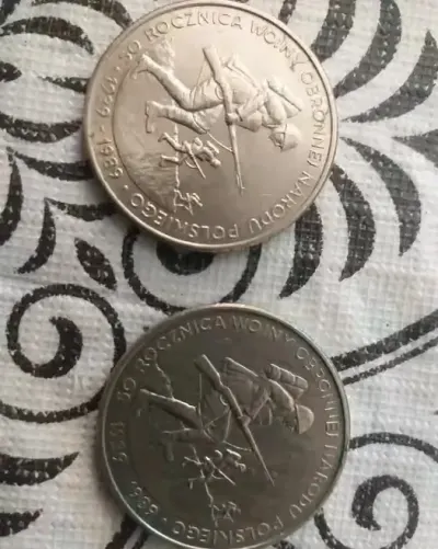 2x 500 zł z 1989 - 50 rocznica Wojny Obronnej Narodu Polskiego — praca Anna K, Poznań