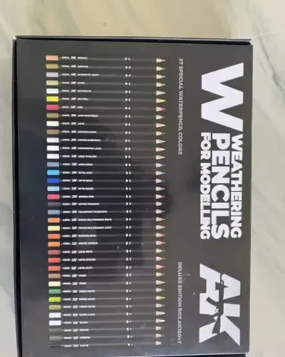 AK Interactive Weathering Pencils for Models - kredki do weatheringu / patynowania - prawie nowe (mało używane) — praca Karol Sarbiewski, Gdańsk
