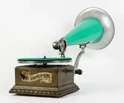 Antyk gramofon z tubą Columbia Disc — praca iza, Warszawa
