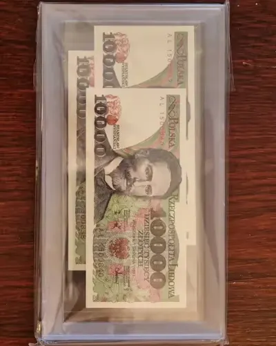 Banknoty 10000 zł po PRL - stan UNC 3 kolejne numery po sobie. — praca Rafał, Warszawa