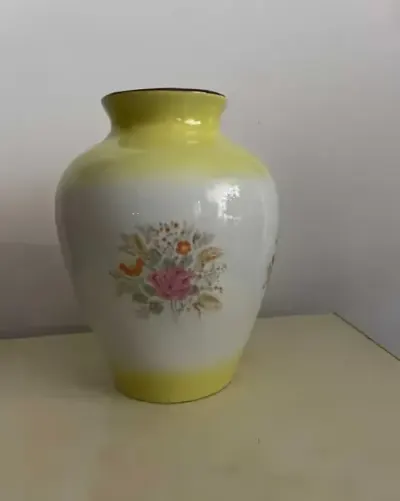 Chodzież wazon porcelanowy lata 60 PRL — praca Ewa-wysprzedaż domowa, Łódź