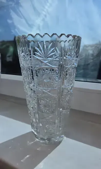 Duży WAZON KRYSZTAŁOWY 23 cm ciężki kryształ PRL Vintage Retro — praca Żaneta, Poznań